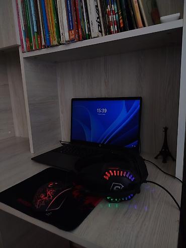noutbuklar yeni: RGB işıqlı oyun aksesuarları dəsti - Qulaqlıq: Üstündə mikrafon olan — 2