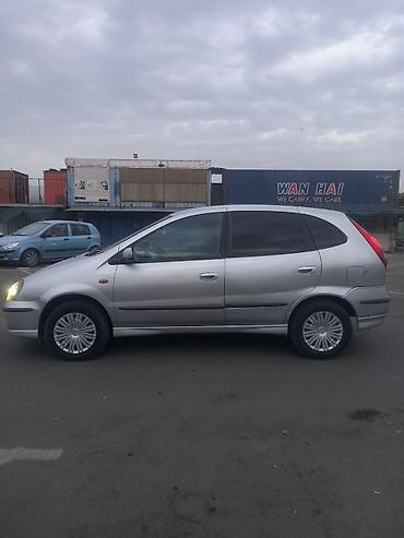 дэу матиз 1: Nissan Tino: 2002 г., 1.8 л, Кол менен иштөөчү, Бензин, Вэн/Минивэн — 3