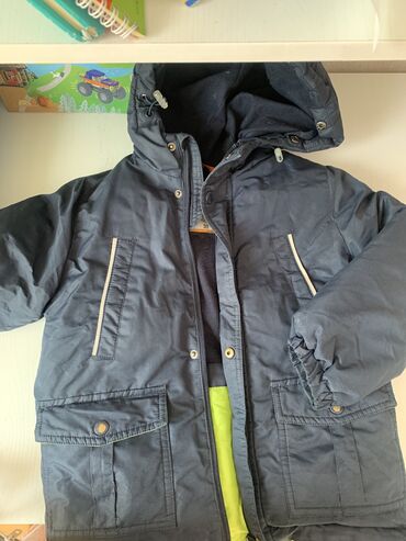 палатка детская: Продаю куртку зимнюю и комбинезон утеплённый