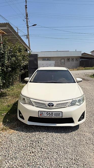 камиры: Toyota Camry: 2014 г., Автомат, Бензин, Седан — 6