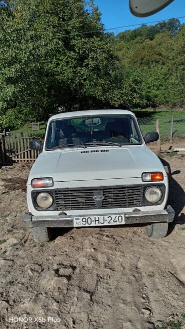 VAZ (LADA): VAZ (LADA) 4x4 Niva: 1.7 l | 2010 il 271000 km Ofrouder/SUV — 1