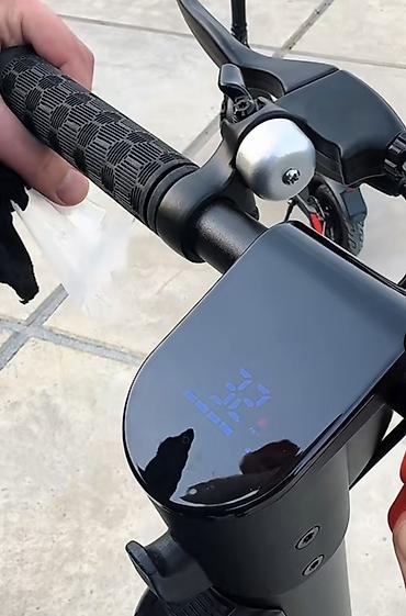 Электротранспорт: X8 elektrik skuter. Satilir hecbir problemi yoxdu. Super vezyetde 750 — 2