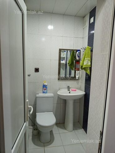 Həyət evləri və villaların satışı: 3 otaqlı, 75 kv. m, Orta təmir — 3