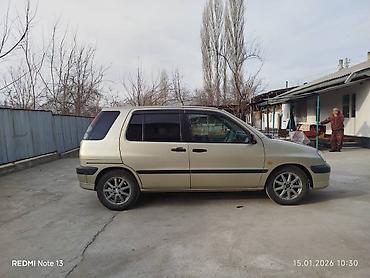 Toyota: Toyota Raum: 2002 г., 1.5 л, Автомат, Бензин — 3