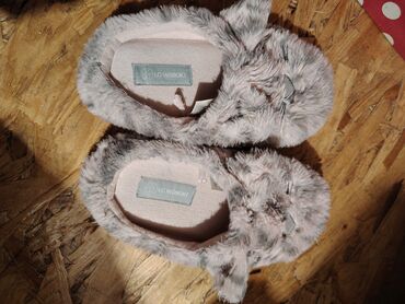 Paketi dečije odeće: Paket: Duksevi, Za devojčice, uzrast: 5-6 godina — 16