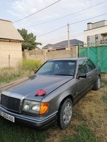 Mercedes-Benz: Mercedes-Benz W124: 1988 г., 2.3 л, Механика, Бензин, Седан
