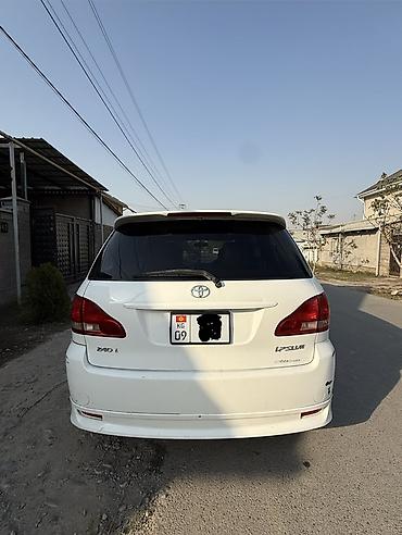 honda ипсун: Toyota Ipsum: 2002 г., 2.4 л, Автомат, Бензин, Минивэн — 4