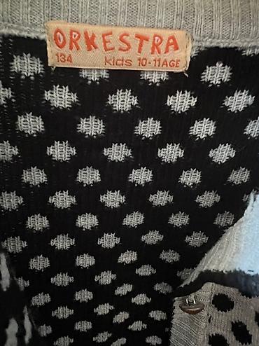 Kurtkalar: Jaketlər Benetton qız üçün jacket 8-10 yaş 5 AZN Oskosh qiz üçün göy -da lalafo.az — 8 Kurtkalar: Jaketlər Benetton qız üçün jacket 8-10 yaş 5 AZN Oskosh qiz üçün göy — 8