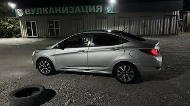 transporter multivan: Hyundai Solaris: 2014 г., Седан — 4
