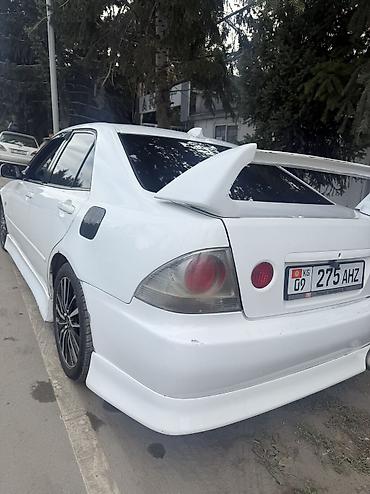 Toyota Altezza: 2000 г., 2.5 л, Автомат, Бензин