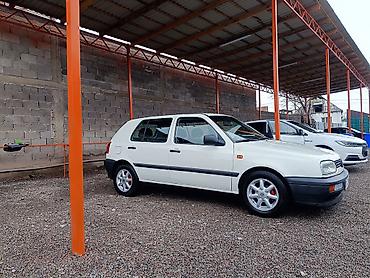 Volkswagen: Volkswagen Golf: 1994 г., 1.8 л, Механика, Бензин, Хэтчбэк — 4