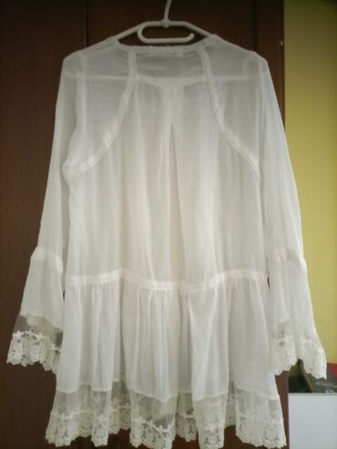 bele svecane haljine: Čipkaste tunika M/L