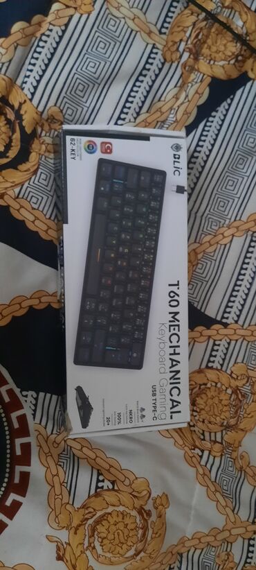 Клавиатуры: T60 Red Switch Mexaniki Gaming Klavyatura, 20 den cox reng ayarı, %60