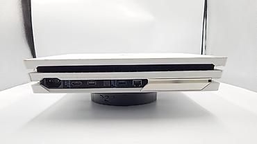 ipod mp3 player: Ağ rəngli Sony PlayStation 4 Pro Praşofka model 09.00 oyun konsolu — 5