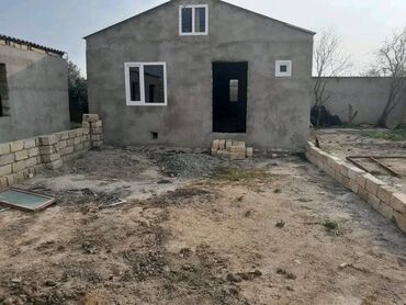 mingəçevirdə bir otaqlı ev axtarıram: Puta qəs. 3 otaqlı, 300 kv. m, Kredit yoxdur, Orta təmir