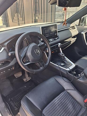 тайота и: Toyota RAV4: 2020 г., 2.5 л, Автомат, Гибрид, Кроссовер — 3