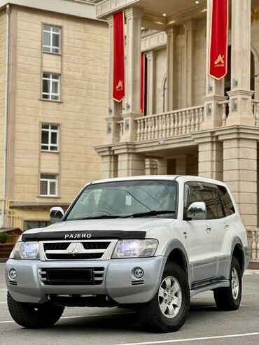 машина суйроо: Mitsubishi Pajero: 2003 г., 3.5 л, Автомат, Бензин, Жол тандабас