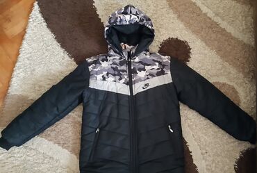 dečija garderoba novi pazar: Nike, Puffer jacket, 140-146