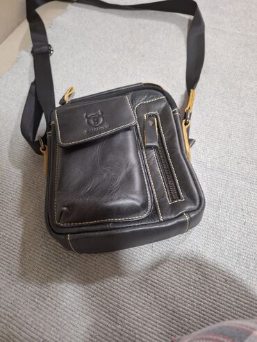 waikiki muske dukserice: Men's bag, Handmade, Material: Leather