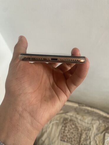 Apple iPhone: IPhone Xs Max, Б/у, 256 ГБ, Золотой, Чехол, 100 % — 4