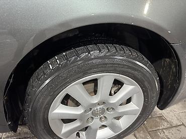 Toyota: Toyota Camry: 2004 г., 2.4 л, Механика, Бензин, Седан — 9