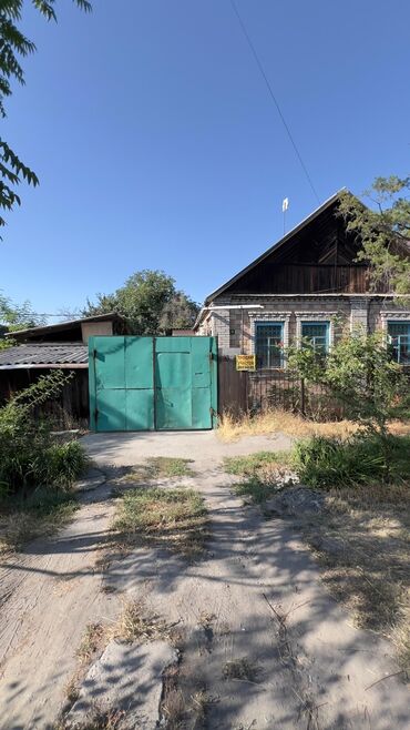 купить дом в лебединовке: Үй, 120 кв. м, 5 бөлмө, Менчик ээси, Эски ремонт