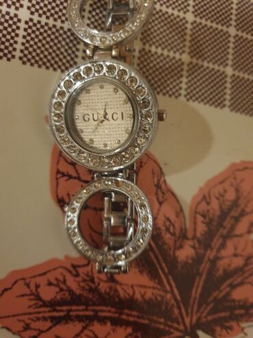 mak taym saat: Yeni, Qol saatı, Gucci