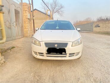 Iran Khodro: Iran Khodro : 1.6 l | 2013 il Sedan