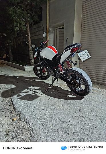 moto r15: Yamaha - Gabro, 250 sm3, 2014 il, 56000 km — 1