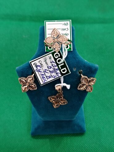 Zərgərlik dəstləri: Dəstə daxildir: Üzük, Sarı qızıl, 583 Əyar — 9