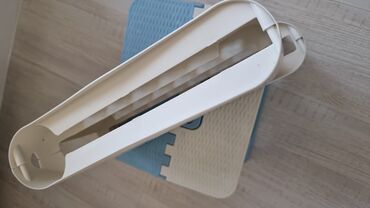 Другой декор и предметы интерьера: Продаются мелочи для дома: - электронные часы, 22х7 см - 499 с. - — 4