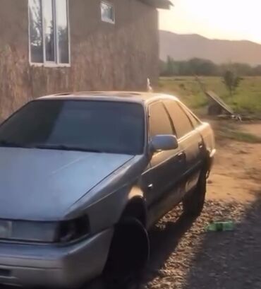 Mazda: Mazda 626: 1988 г., Механика, Бензин, Седан — 8