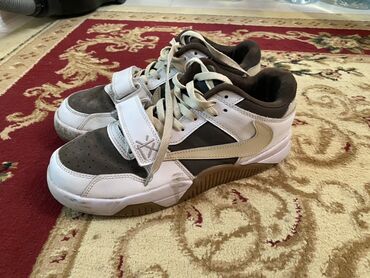 баскетбольные ботасы: Кроссовки Nike (низкие) - Тип: кроссовки/кеды на шнуровке с