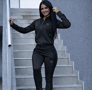 second hand ruma: Zenske trenerke - komplet
Mokra likra 
m, l, xl, 2xl — 4