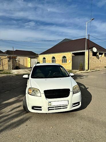 2 el motor: Chevrolet Aveo: 1.4 l | 2011 il 274200 km Sedan — 1