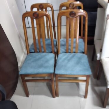 Stullar: Qonaq otağı üçün, İşlənmiş, Qatlanmayan, Stul