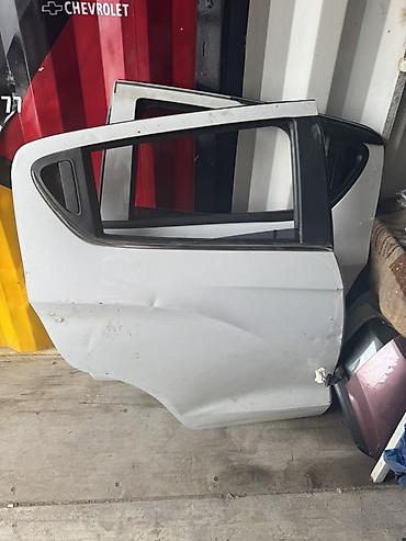двери на камаз: Двери задние для Chevrolet spark (седан/хэтчбек), белый цвет — 4