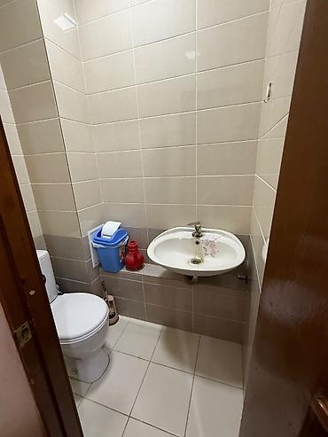 суюнбаев: 3 комнаты, 65 м², Карпинка 106 серия, 8 этаж, Старый ремонт — 3