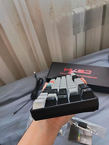 notebuk: HKSD mexaniki oyun klaviaturası – 65% kompakt ölçü, USB‑C qoşulma — 3