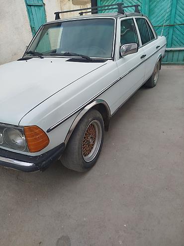 ли 9 авто: Mercedes-Benz W123: 1980 г., 2.3 л, Механика, Дизель, Седан — 9