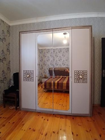 Cuzi endirm olar yataq otağı mebel dəsti yenidir. Tərkib: - 4 qapılı