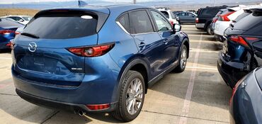 чехлы на ми: Mazda CX-5, кроссовер в синем цвете (Metallic Blue). Основные