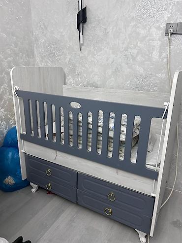 Oğlan və qız üçün, Yeni, Dördbucaq, Beşik, Dəst ilə, Matras ilə, Yellənmə mexanizmi ilə