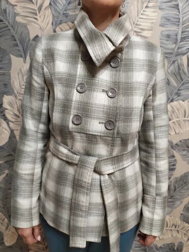 Другие товары для детей: Куртка - пиджак, драповый с подкладом Демисезонная. SELA. размер S at lalafo.kg — 15 Другие товары для детей: Куртка - пиджак, драповый с подкладом Демисезонная. SELA. размер S — 15