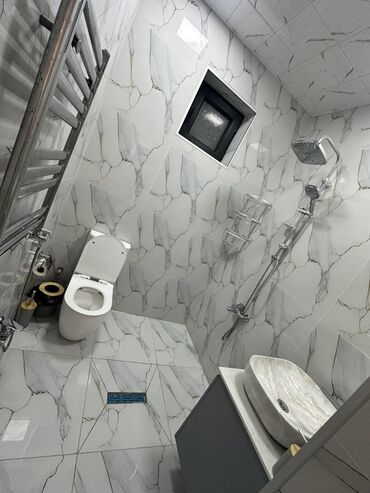 Günlük kirayə evlər: 220 kv. m, 8 otaq, Kombi, Qaz, İşıq — 12