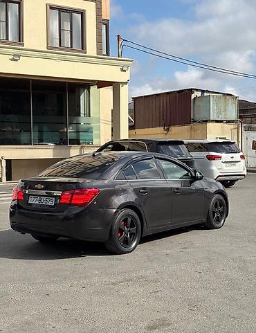 damas masin: Chevrolet Cruze sedan - Kuzov: sedan, qara rəng - Mühərrik: benzin - — 3