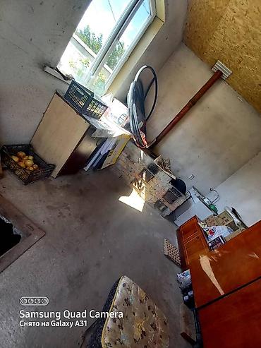 Продажа домов: 4 комнаты, 100 м², 7 соток, Бишкек, Аламединский рынок / базар Собственник — 10