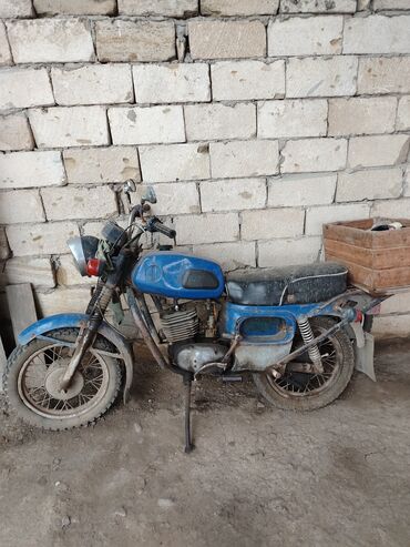 Motosikletlər: 150 sm3