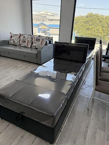 Односпальные кровати: Односпальная тахта с подъёмным коробом - Компактная тахта с вшитым — 43