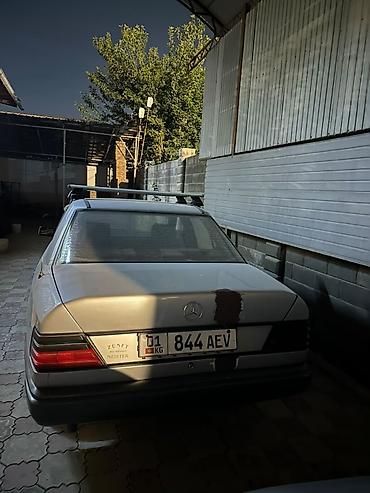 Mercedes-Benz: Mercedes-Benz E-Класс W124, седан, серебристый Ключевые особенности — 9